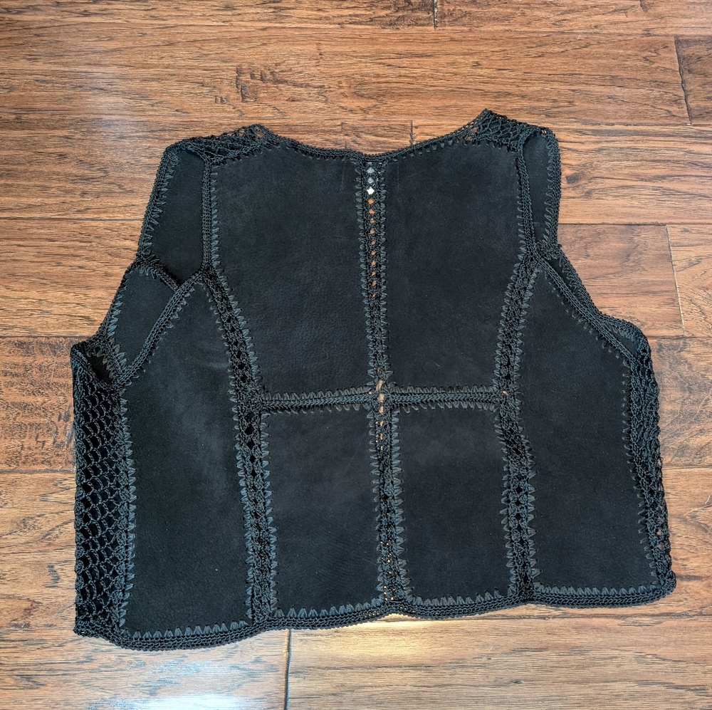 Ying Ying Of Nevada Black Leather Suede Crochet Whimsigoth Vest Size Large - Picture 4 of 10